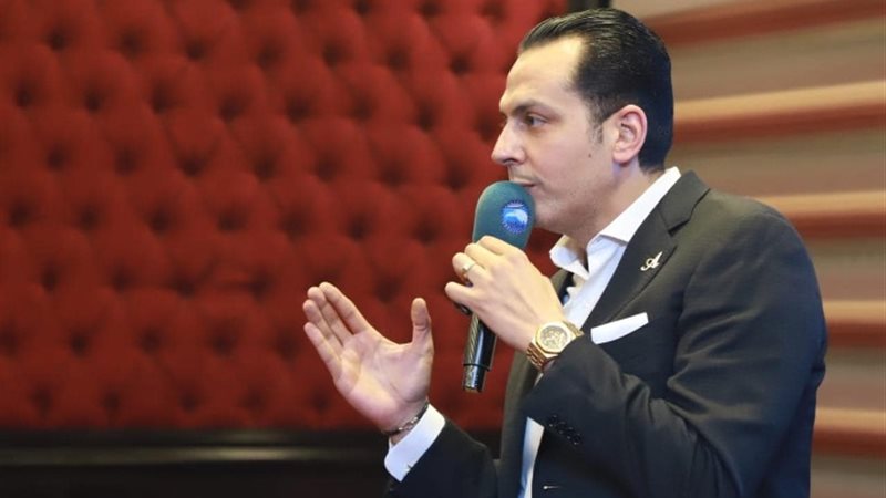 النائب أحمد عبد الجواد