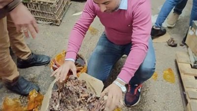 استعدادا لشهر رمضان، إعدام 623 كيلو أغذية غير صالحة للاستهلاك بدمياط