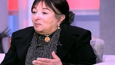 سميرة عبد العزيز تشارك في ندوة 