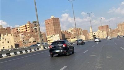 سيولة في حركة المرور بميادين وشوارع القاهرة والجيزة