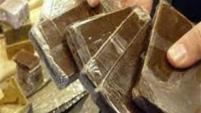 ضبط تاجر مخدرات بحوزته 23 كجم حشيش في الإسكندرية