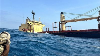 تحمل أسمدة، غرق «روبيمار» في البحر الأحمر بعد استهدافها من الحوثيين