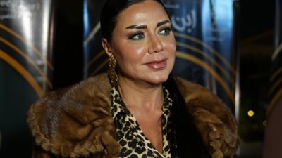 رانيا يوسف لـ«الجمهور»: خضعت لتمارين رقص وتجمعني كيميا بشريف منير بـ«بقينا اتنين»، ومتسلطة في «ابن حرام»