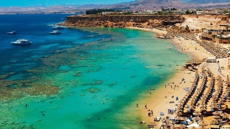 شاطئ سياحي