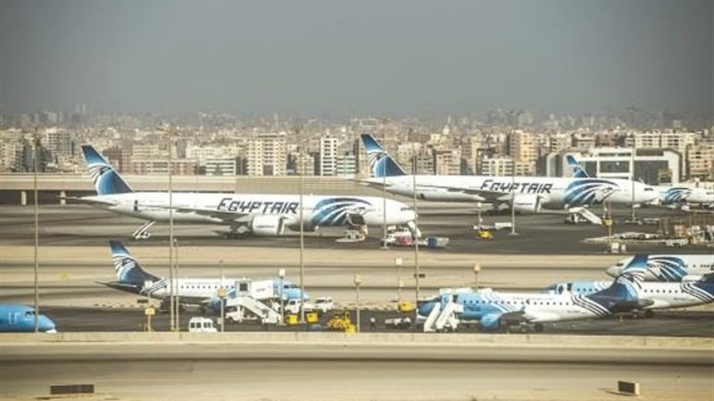 المطارات