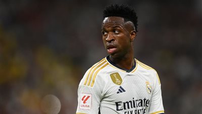 ريال مدريد يقترب من تجديد عقد فينيسيوس جونيور حتى 2030.. تفاصيل