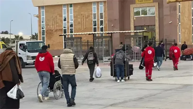  دفعة جديدة من الفلسطينيين 