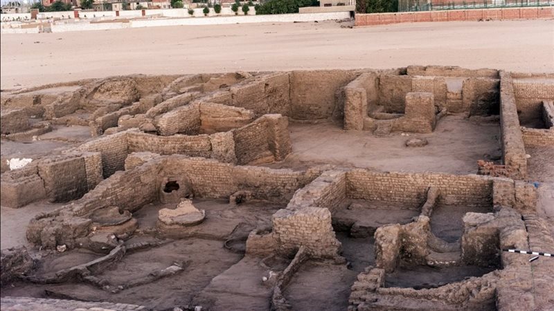 آثار 