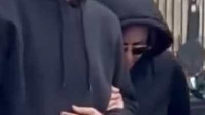 ريم البارودي أول الحاضرين جنازة شقيق الفنانة زينة 