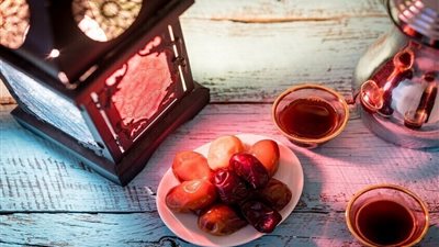 كيف تخسر الوزن بشكل صحي خلال رمضان؟ خبراء يوضحون الخطوات الأساسية 