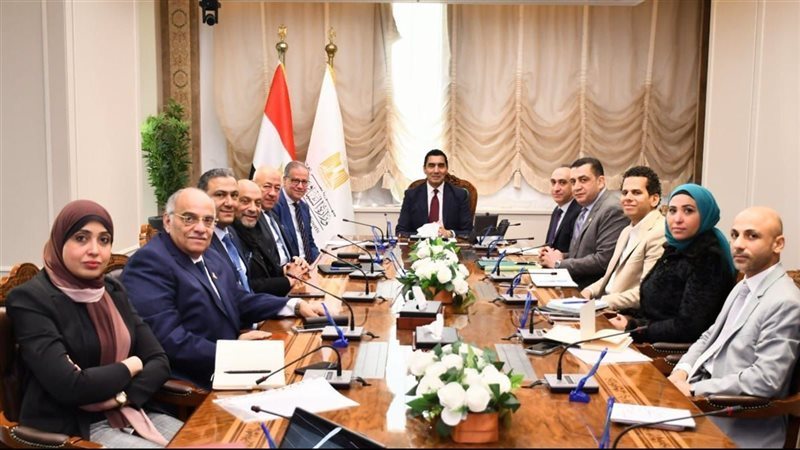 وزير الرياضة يلتقي مسئولي المنظمة المصرية لمكافحة المنشطات
