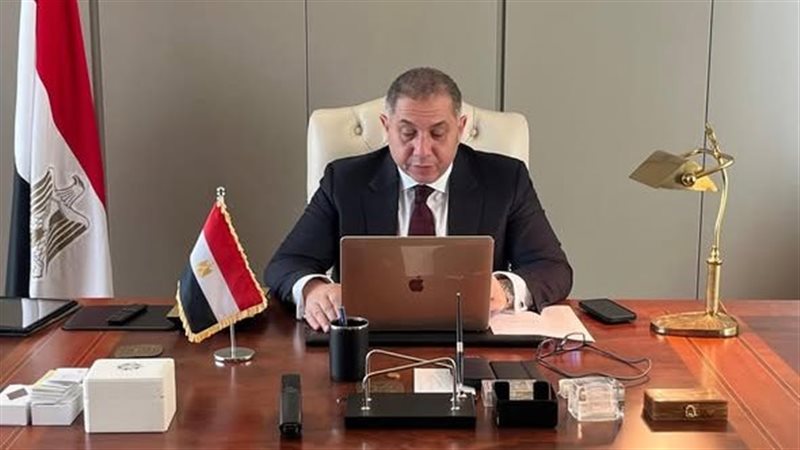 السفير طارق طايل