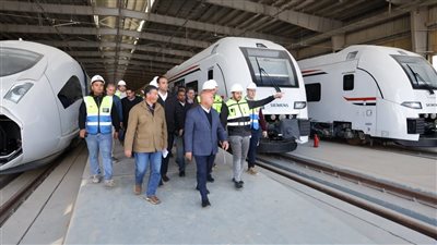 القطار الكهربائي والمونوريل.. هل تبدأ مصر عصر النقل الذكي بدون زحام؟