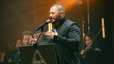 النجم رامي عياش يشعل الأجواء في رمضان بحفل أسطوري في لبنان 