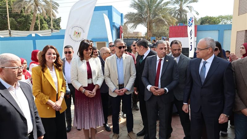 جولة المحافظ