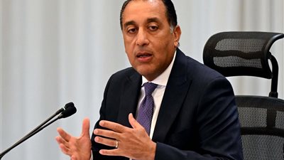 رئيس الوزراء يستعرض مع وزيرة الثقافة محاور العمل خلال المرحلة المقبلة