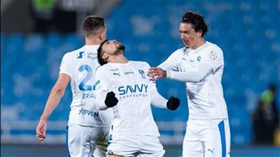 الهلال ينتزع وصافة دوري روشن السعودي بفوز صعب على الفتح