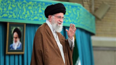  7 صواريخ تستهدف منطقة قرب القصر الرئاسي ومجمع خامنئي..ورويترز: نقلنا المرشد لمكان آمن