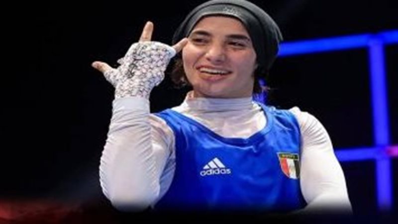 يمنى عياد لاعبة المنتخب الوطني للملاكمة