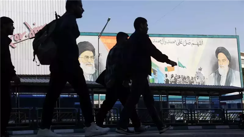 إيران