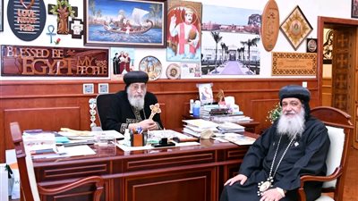 البابا تواضروس يستقبل نيافة الأنبا چوزيف بجنوب أفريقيا 