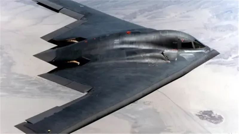 قاذفات الشبح من طراز B-2 Spirit