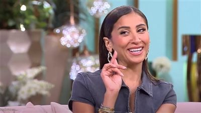 دينا الشربيني: أعمل في صمت ولا أحب تأكيد أو نفي الشائعات