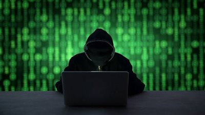       3 خطوات لحماية بياناتك الرقمية من الهجمات السيبرانية والاختراق.. تفاصيل