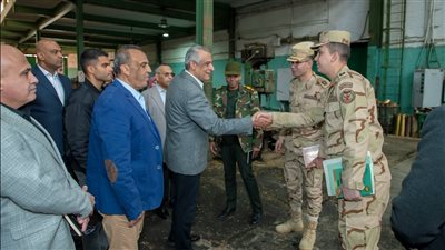 جولة مفاجئة لوزير الإنتاج الحربي لشركة حلوان