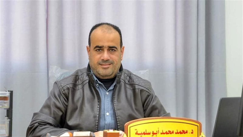  الدكتور محمد أبو سلمية، مدير مجمع الشفاء الطبي في غزة