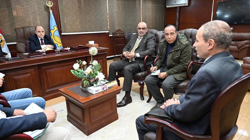 محافظ الغربية 