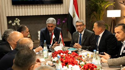  وزير السياحة يتابع مع قيادات القطاع مستجدات الحركة الوافدة لمصر ومعدلات النمو