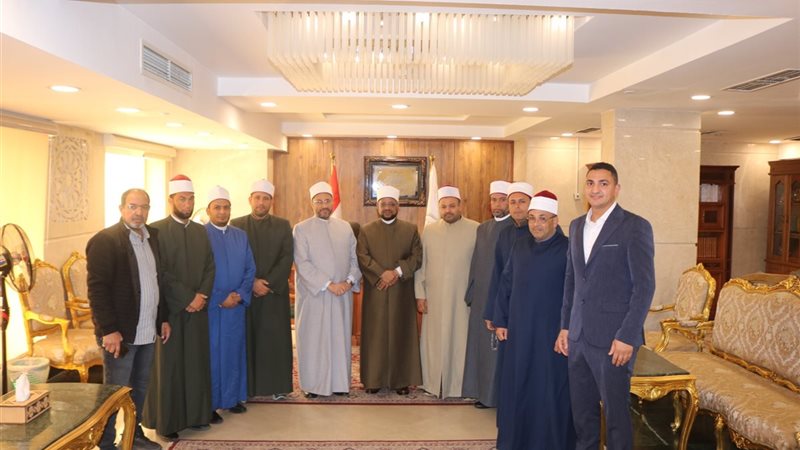 أعضاء القافلة 