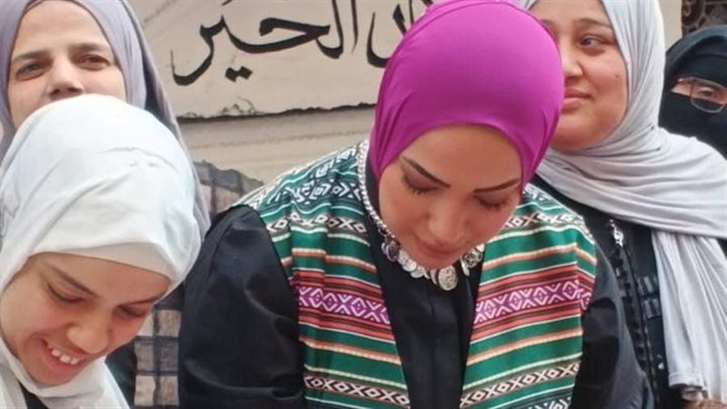 مذيعة دولة التلاوة