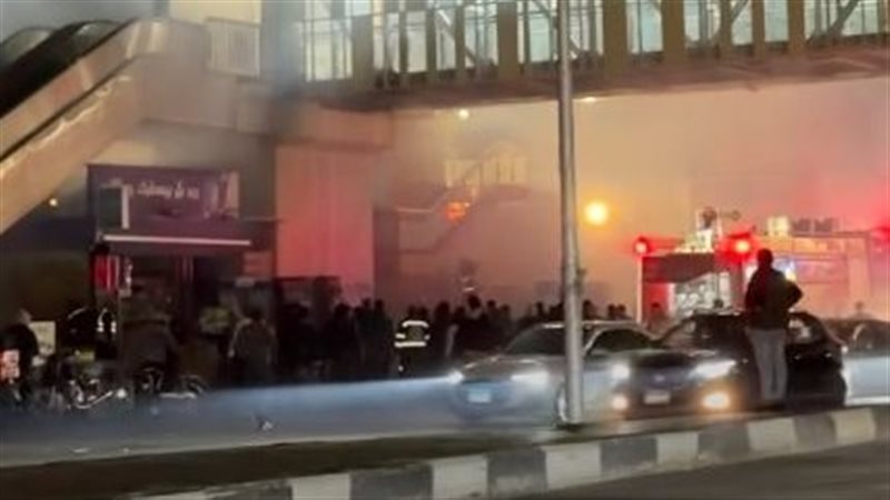 اندلاع حريق أمام فرع الأهلي بمدينة نصر