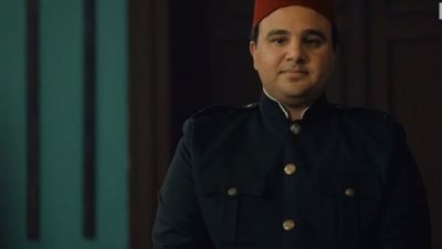 أحمد رضوان يطارد الفنان أحمد أمين في مسلسل النص التاني