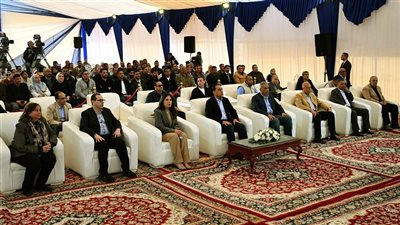 رئيس الوزراء يتفقد عدداً من المشروعات السكنية والخدمية بمدينة 