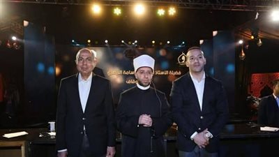 ليلة روحانية ومفاجأة إنسانية..ماذا حدث في جولة وزير الأوقاف ومحافظ المنيا بمغاغة؟