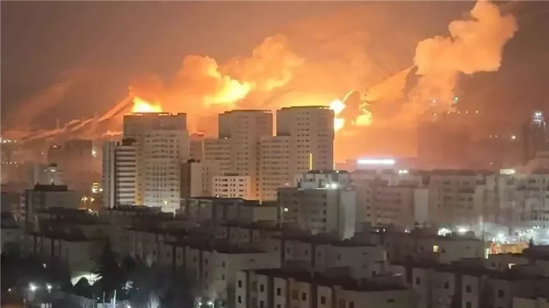 إيران 