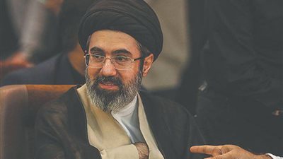 الحرس الثوري الإيراني يعلن ولاءه الكامل للمرشد الأعلى مجتبى خامنئي
