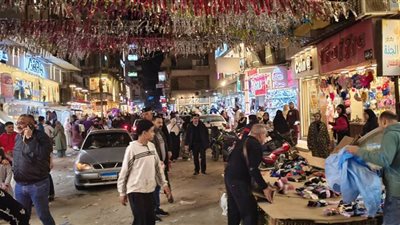 محافظ الدقهلية يتابع أعمال حملة ليلية لإزالة الإشغالات بحي غرب المنصورة