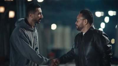 مسلسل اللون الأزرق الحلقة 6.. تعارف حفني وأحمد رزق سبب غرق ابنه