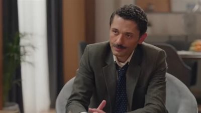 الحلقة 10 من مسلسل «المتر سمير».. كريم محمود عبد العزيز يتورط في قضية خطف طفل