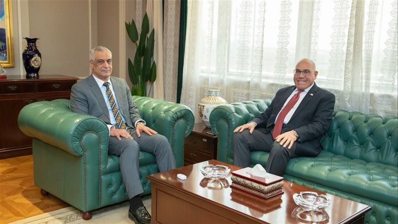  وزير الدولة للإنتاج الحربي