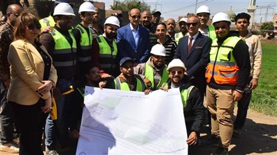 محافظ أسيوط يتفقد مشروع خط طرد محطة رفع صرف صحي البركة