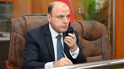محافظ الغربية يتابع حملة موسعة لرفع المخلفات بحي ثان المحلة وإزالة التراكمات