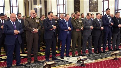 تزامنا مع ذكرى يوم الشهيد.. الرئيس السيسي يؤدي صلاة الجمعة بمسجد المشير طنطاوي