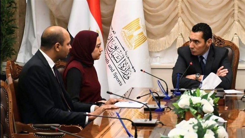 وزير الشباب والرياضة 