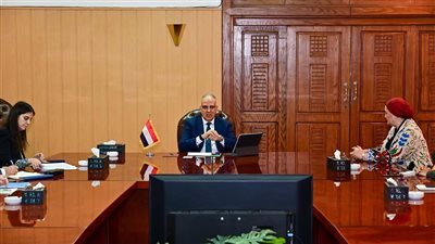 الري تتعاون مع القومي للطفولة واليونيسف لتمكين الفتيات من تدوير ورد النيل