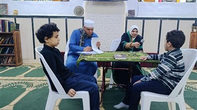 واعظات الأوقاف يشاركن في تنظيم مسابقة القرآن الكريم بمسجد الشهداء بالإسكندرية
